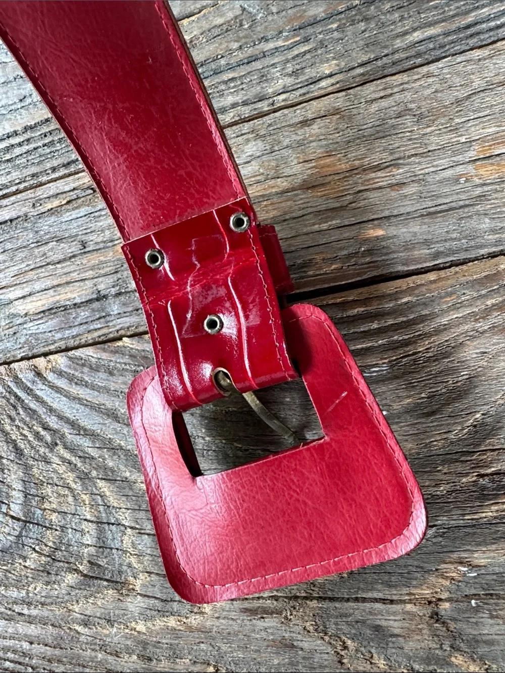 Axcess vintage red reptile embossed‎ faux leather belt 27”-31”